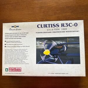 ファインモールド 1/72 紅の豚 CURTISS R3C-O 非公然水上戦闘機 (袋未開封、画像容認の方へ)箱に経年変化有り。定形外Okです。