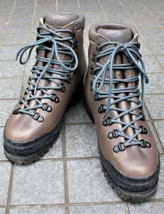 ■イタリア製『 SCARPA 』スカルパ 登山靴 26.0㎝ ■ 