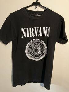 NIRVANA ニルバーナ　バンドTシャツ 半袖Tシャツ M？　バンT バンティー　wall of fame