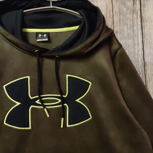 完売品 アンダーアーマー UNDER ARMOR パーカー 大きいサイズ XL フーディー