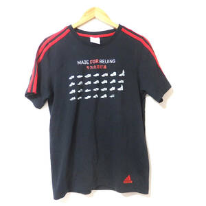 【送料無料】アディダスTシャツ/スニーカー　デザイン　adidas 　Mサイズ