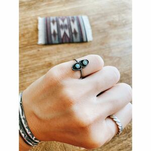 超希少!Vintage 1960’s Navajo Silver Snake Eyes Turquoise Ring USA ZUNIナバホビンテージスネークアイズターコイズシルバーリング8号