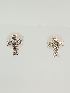 ☆k18wg★天然ダイヤ0.06ct☆ピアス☆40