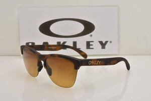 ★新品・正規輸入品！OAKLEY オークリー OO9374-5063 Frogsking Lite マットブラウントートシェル プリズムブラウングラディエント★