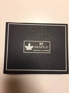 47 MAPLE WALLET 本革レザー　2つ折り財布 ブラック 色