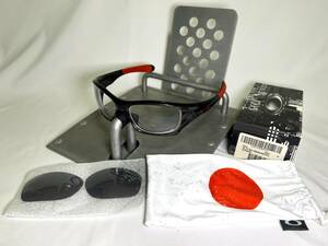 【中古】OAKLEY PITBULL (オークリー ピットブル）Japan Holiday Pit Bull Limited Edition / Black/Silver Ghost Text