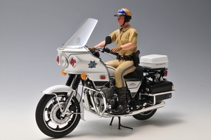 ■アオシマ製　１/１２　カワサキＫＺ１０００Ｃ　ポリス１０００　（自作ポリスライダー付）　完成品