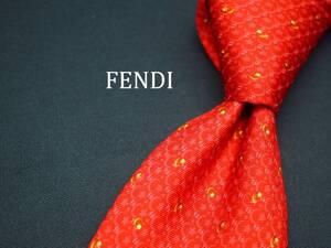 美品【FENDI フェンディ】 C1356 ロゴ 星 赤 RED SILK ブランド ネクタイ 古着 良品