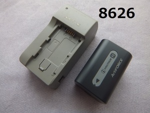 ■FK-8626 SONY　純正　充電器　電池　BC－TRP　NP　FH70　通電ok 電池寿命不明　20241107