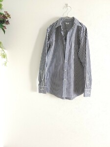 ■*UNIQLOユニクロ メンズ ストライプシャツ sサイズ 白×ネイビー*■