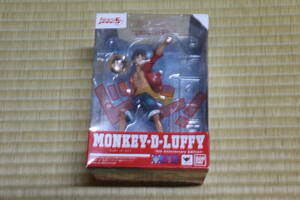 Figuarts 5th MONKEY -D-LUFFY -5th Anniversary Edition- モンキー・D・ルフィ　箱に痛みあり