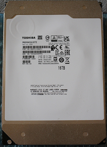 東芝 MG08ACA16TE 3.5インチ内蔵HDD/16TB/7200rpm/MGシリーズ