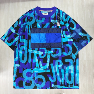 TOMMY HILFIGER USA正規品 【2XL】 TommyJeans トミージーンズ TJ 総柄 90s オーバーサイズ Tシャツ ブルーリバーフォグ (R4F-23)