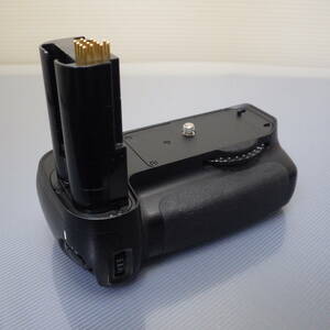 Nikon MB-D80 マルチパワーバッテリーパック バッテリーグリップ D80/D90共用