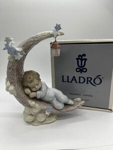 リヤドロ Lladro リアドロ 陶器人形 赤ちゃん お月様のベッド