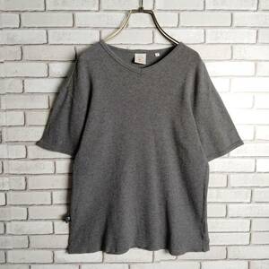 AVIREX☆アヴィレックス　Tシャツ　半袖リブニット　カットソー　ストレッチ　Vネック　ミリタリー　ロゴプリント　グレー　Ｍ