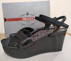 PRADA　プラダ　サンダル　黒　24cm