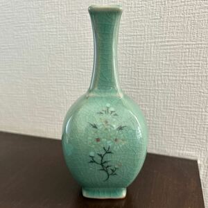 青磁のアンティークの花瓶　「海錫」の銘　骨董品