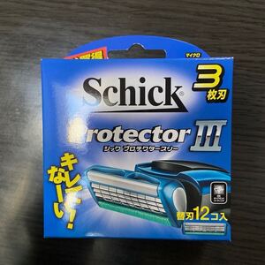 シック プロテクタースリー 替刃（12コ入） Schick protector スリー 三枚刃 髭剃り プロテクター 剃刀 男性 シック 替刃