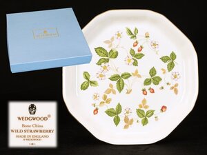 ●ウエッジウッド　Wedgwood　ワイルドストロベリー　Bone China　プレート●