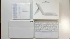 美品 Apple iPad Magic Keyboard Folio 十世代