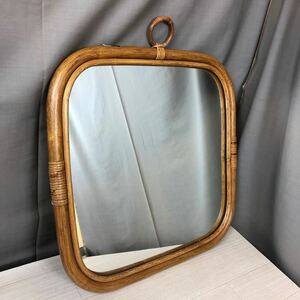 KT442】壁掛けミラー 鏡 壁掛け鏡 ウォールミラー ラタン　籐　鏡