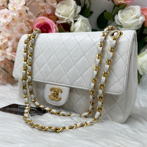 1円スタート CHANEL シャネル マトラッセ ラムスキン ダブルフラップ ダブルチェーン チェーンショルダーバッグ ホワイト １番台 