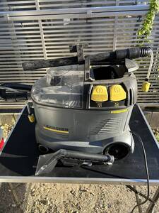 D　576　ケルヒャー カーペットリンスクリーナー Puzzi 8/1C 業務用 KARCHER 高圧洗浄機　中古