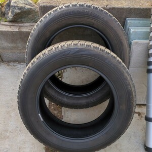 ブリヂストン BRIDGESTONE ブリザック BLIZZAK VRX 205/60r16 です。