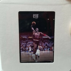 1998年 NBA バスケットボール 神様 マイケル・ジョーダン ダンク 写真 スライド フィルム (検)FLEER MJ スラムダンク michael jordan 