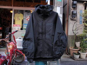 NEON ELEMENTS OUTERWEAR CO（ネオンエレメンツ）　黒いナイロン製ジャケット　サイズ「WIDE LARGE」