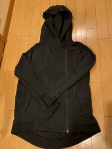 NIKE ナイキ TECH FLEECE CAPE 684929-010テックフリースケープ　フーディー　パーカー　Lサイズ