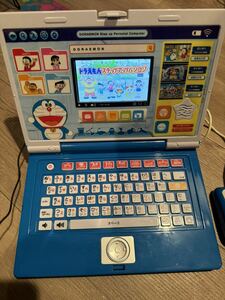 ドラえもんキッズパソコンゲーム本体DORAEMONパソコン。中古美品