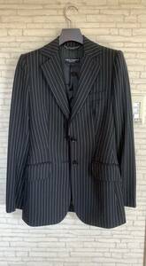 【ドルガバ】美品・数回着用・シックなピンストライプのブラックジャケット・サイズ38(約9号)