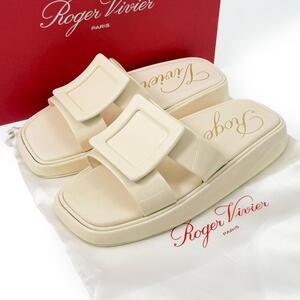 美品 ロジェヴィヴィエ フラット サンダル バックル エナメル アイボリー 35 Roger Vivier フラットサンダル スリッパ パテント