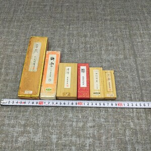 す1656 ほぼ未使用 古墨 固形墨 墨運堂 呉竹 油煙墨 青墨 写経用