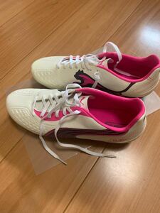 PUMA プーマv5.11ピンク