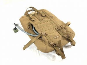 【米軍放出品】ウォーターキャリーバッグ ハイドレーションキャリア SOURCE デイバッグ キャンプ アウトドア (100) ☆BJ16LK-W#24