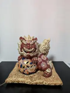 九谷焼　玉乗り獅子　高さ約28cm