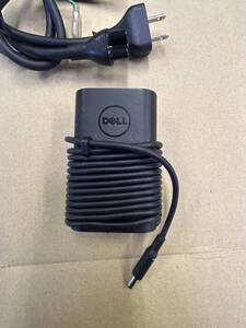 DELL ACアダプタ LA45NM131 45W 19.5V 2.31A 外径4.5　センターピン有り 