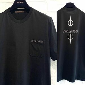 ☆未使用 ルイヴィトン LOUIS VUITTON ロゴ ポケット 半袖Tシャツ シャンゼリゼ本店 Scissors シザーズ バックプリントブラック メンズ(M)