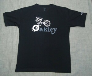 新品OAKLEY(オークリー)メンズENHANCE QDC SS TEE ARCHIVE 1.0 BLACKOUT 02E US/EU(M) JAPAN(L)