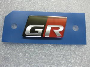 トヨタ純正 GR スモール　ステアリング　エンブレム オーナメント GR Gazoo Racing 縦約14mm×横約28mm　未使用