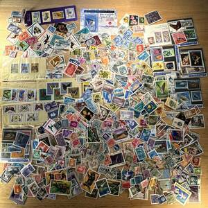 外国切手　使用済み　紙付きあり　大量おまとめ　コレクション 