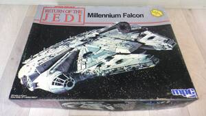 Y3191 プラモデル　mpc STAR WARS スターウォーズ Millennium Falcon ミレニアムファルコン