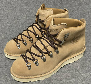 廃番 日本未発売　US限定モデル　新品　Danner ダナー MOUNTAIN LIGHT DESRT TAN US8EE