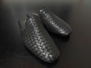 極美品 試し履き程度 ボッテガヴェネタ 42 BOTTEGA VENETA イントレチャート レザーサンダル 黒 7810