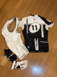 ASSOS アソス　サイクルジャージ　ビブ　グローブ　ソックス　セット