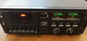 teac f-200 stereo cassette deck ステレオカセットデッキ 電源オンOK 中古ジャンク [ステータス不明]