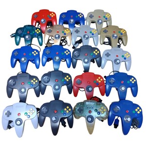 【中古ジャンク出品・送料無料】任天堂　Nintendo64　ニンテンドー64　純正コントローラー(１つホリ社)　19個セットまとめ　未検品　現状品